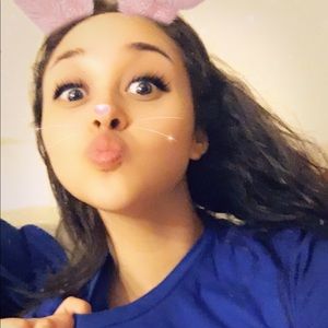 Meet your Posher, Celina